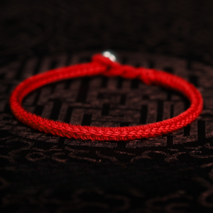 KindResult Minimalist Adjustable Peace Red String